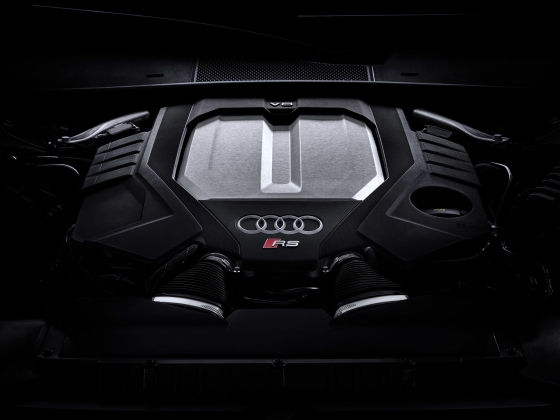 Audi RS 6 Avant [2020] 003
