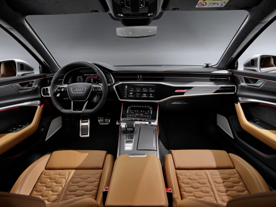 Audi RS 6 Avant [2020] 004