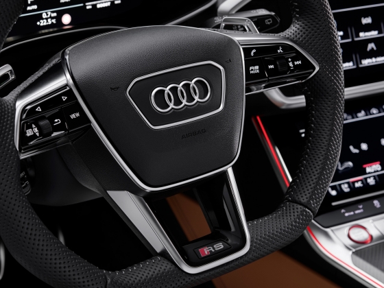 Audi RS 6 Avant [2020] 005