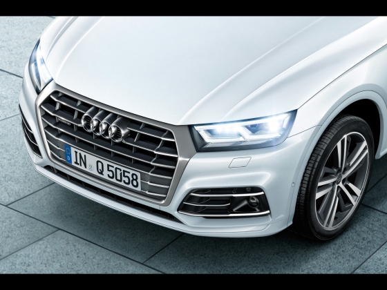 Audi Q5 S line dynamic limited [2019] 003