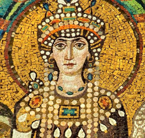 Theodora_mosaic_-_Basilica_San_Vitale_(Ravenna)_convert_20190630144844.jpg
