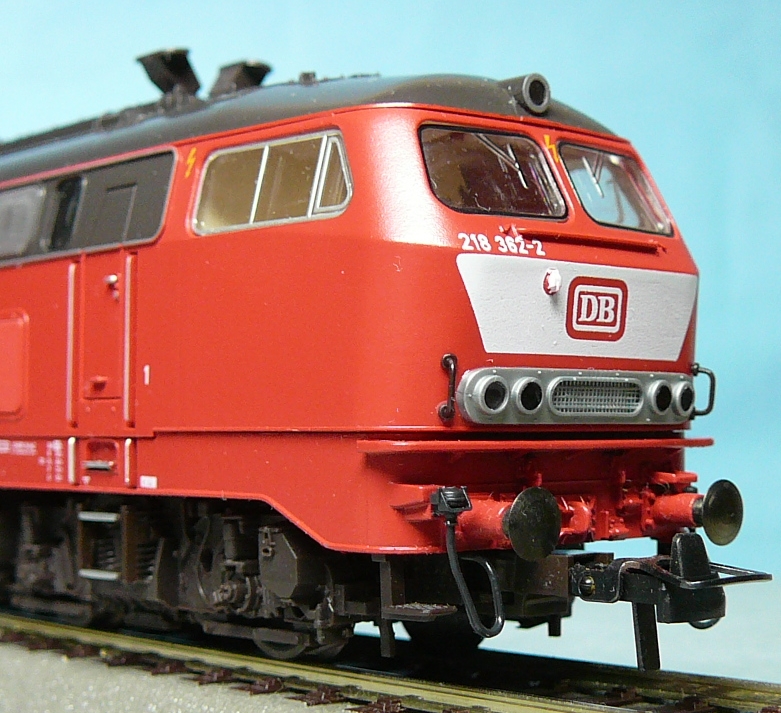 西ドイツ国鉄 DB 218形 汎用ディーゼル機関車 362-2号機 (Fleischmann 4237) - DB103のKleines  Modellmuseum Phase III