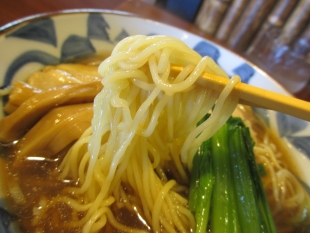 三宝亭山田　煮干醬油ﾗｰﾒﾝ　麺