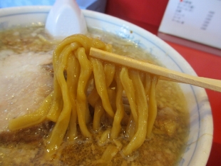 中華亭　中華大油　麺