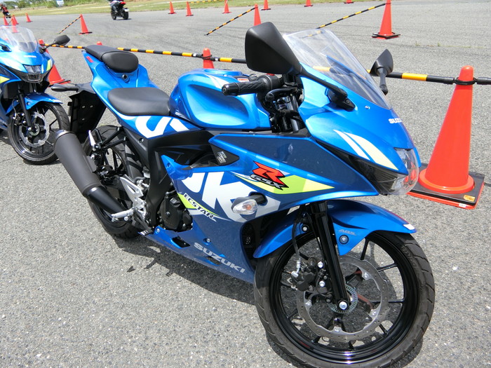 隼、GSX-R125、ジクサー150 試乗 - バイク試乗インプレッション